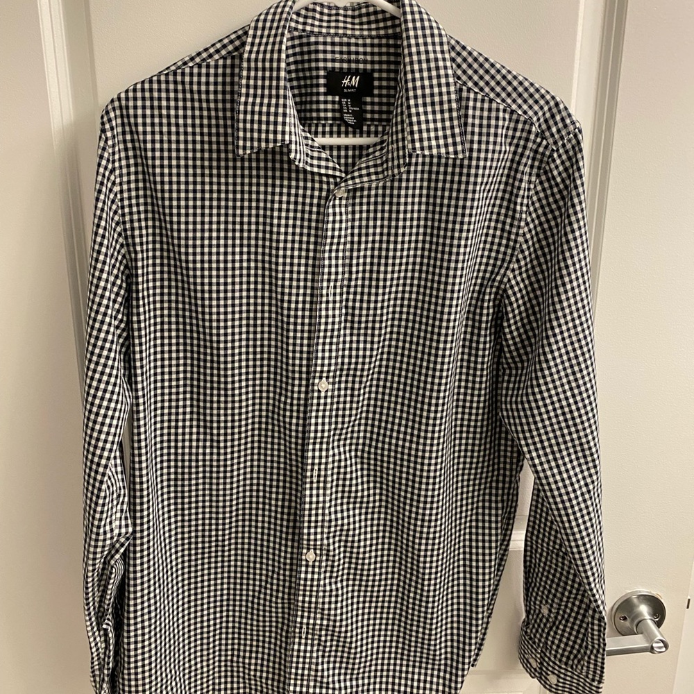 Black and white plaid long sleeve